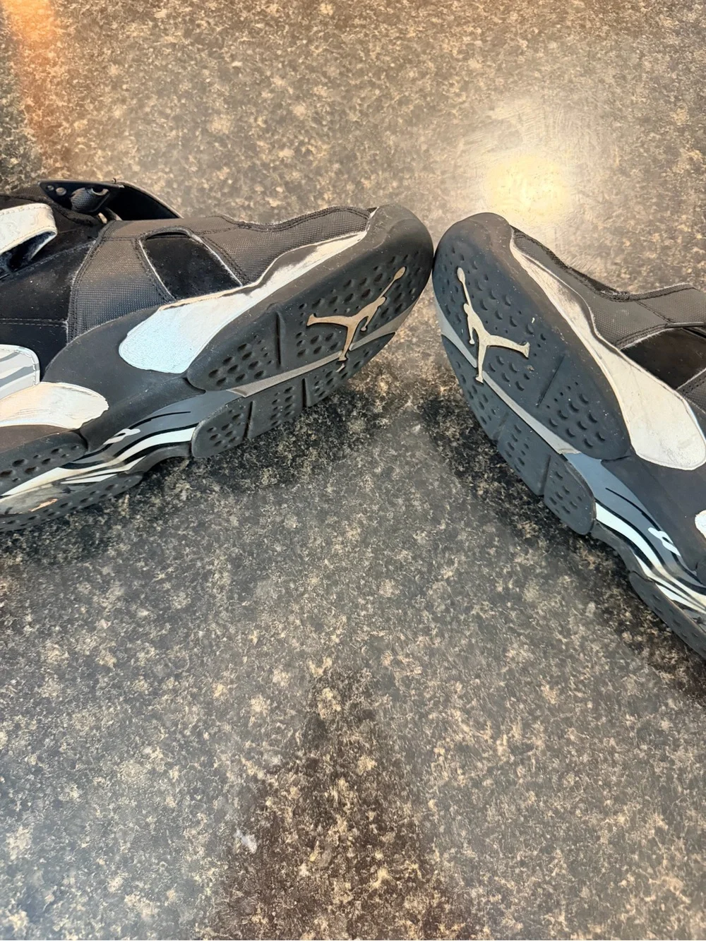 Air Jordan Retro 8 Chrome